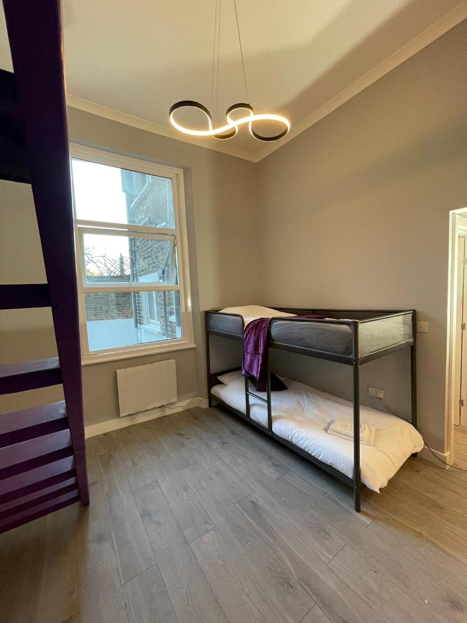 Westminster Inn ロンドン エクステリア 写真